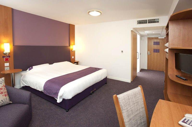 Premier Inn Derry / Londonderry Exterior foto